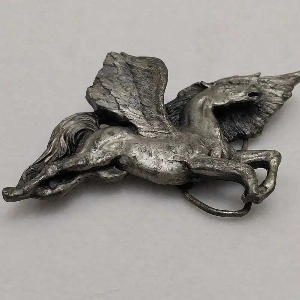 Vintage 1981 Bergamot Pegasus Horse Silver Toned Belt Buckle (Broken Wing) #E53